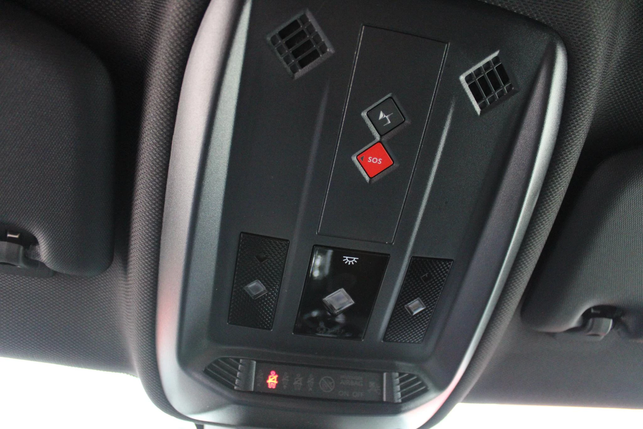 Hoofdafbeelding DS DS 3