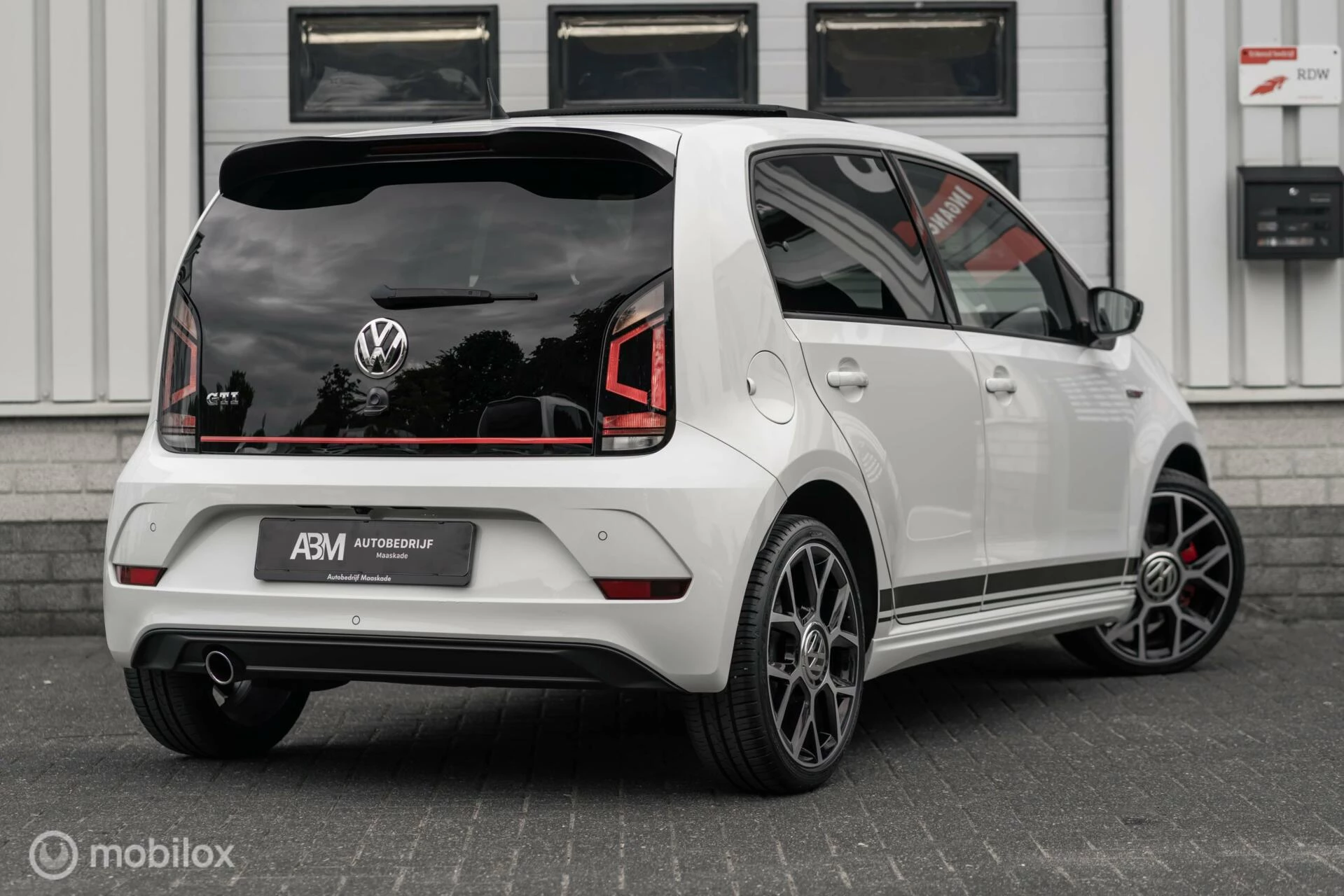 Hoofdafbeelding Volkswagen up!