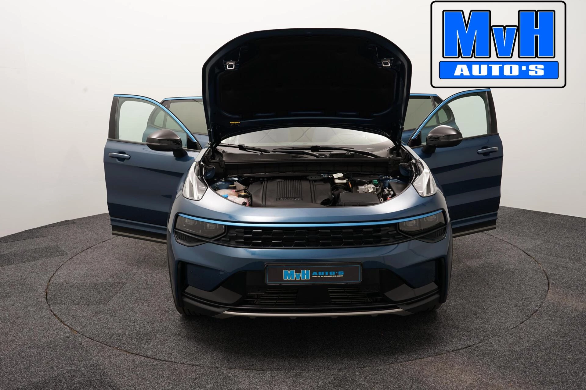 Hoofdafbeelding Lynk & Co 01