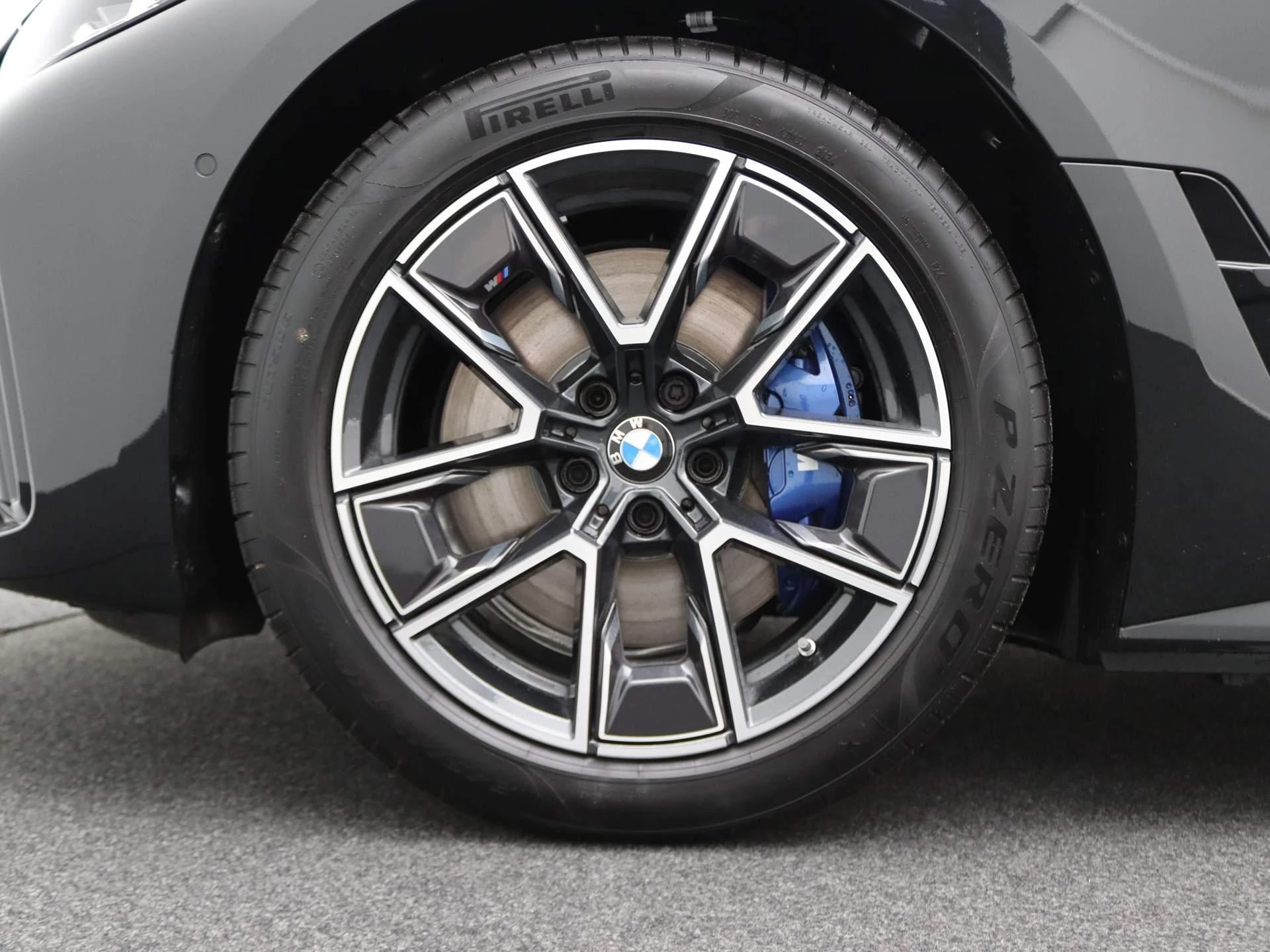 Hoofdafbeelding BMW i4