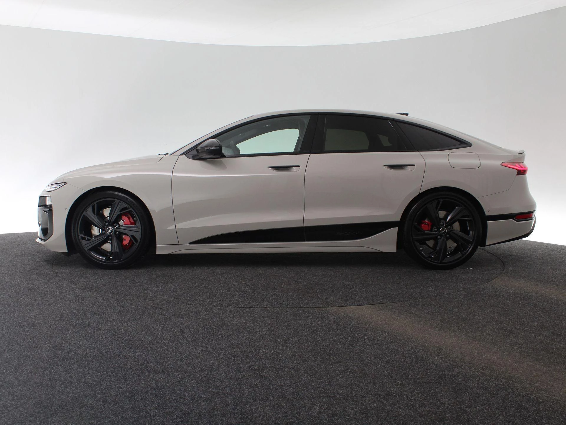 Hoofdafbeelding Audi S6