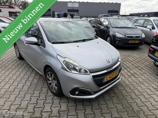 Peugeot 208 1.6 BlueHDi Blue Lease gear 5 defect