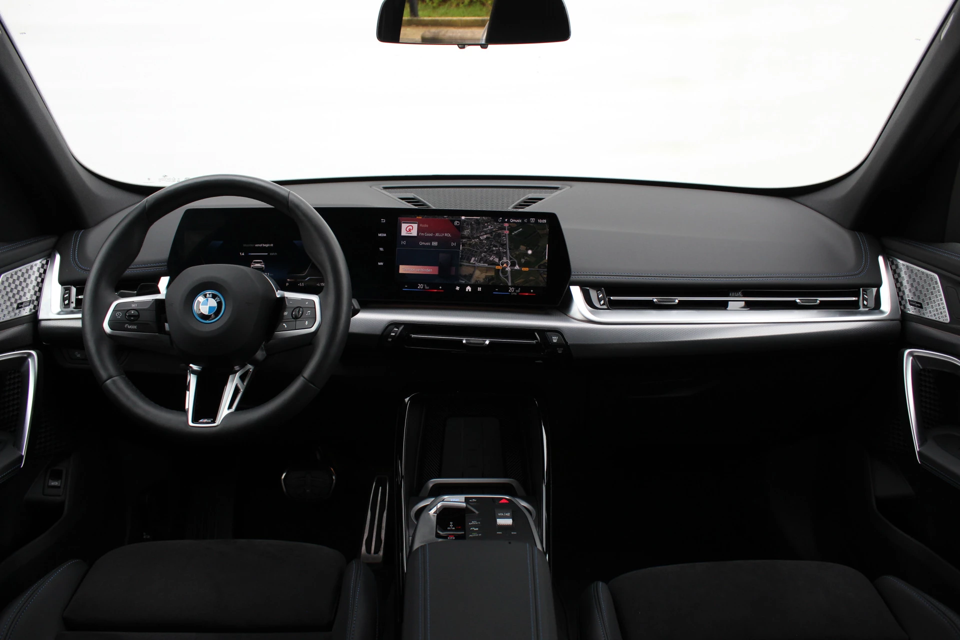 Hoofdafbeelding BMW iX1