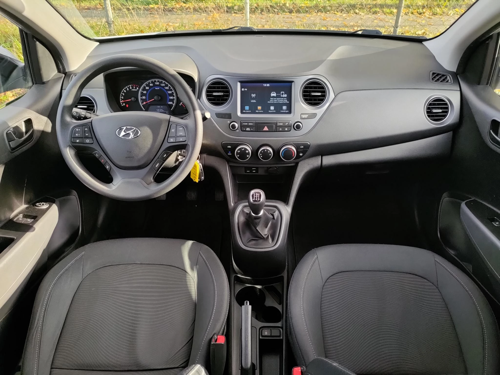 Hoofdafbeelding Hyundai i10