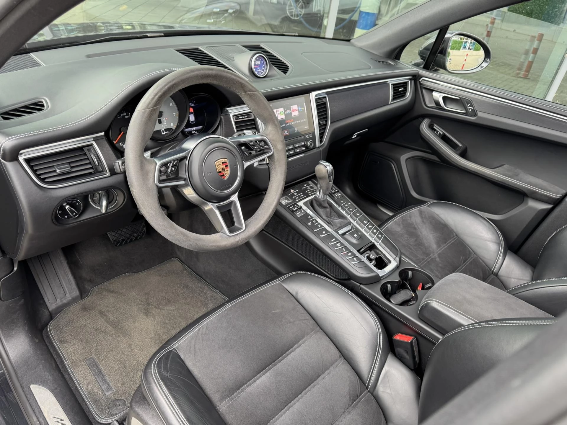 Hoofdafbeelding Porsche Macan