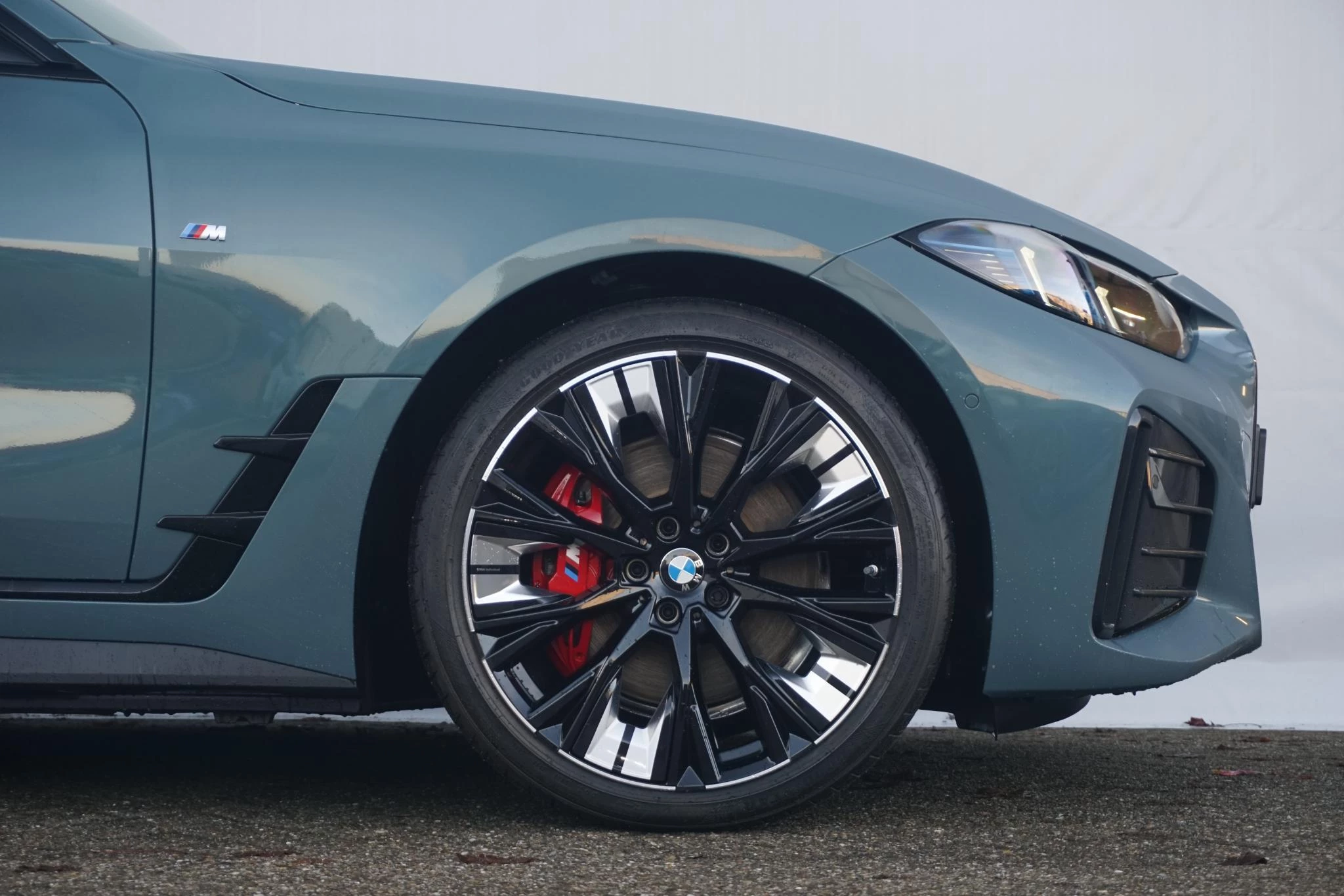 Hoofdafbeelding BMW i4