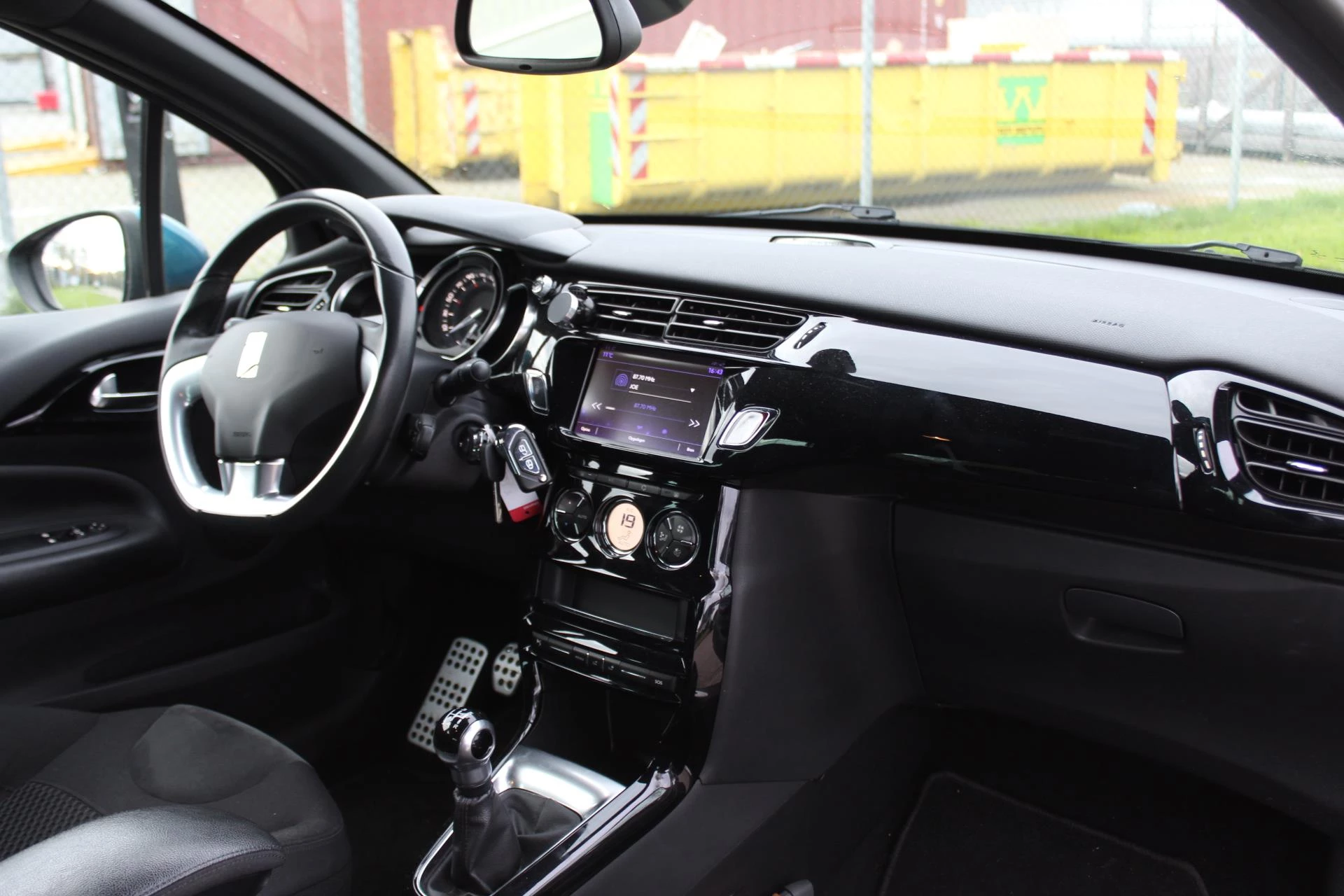 Hoofdafbeelding DS DS 3