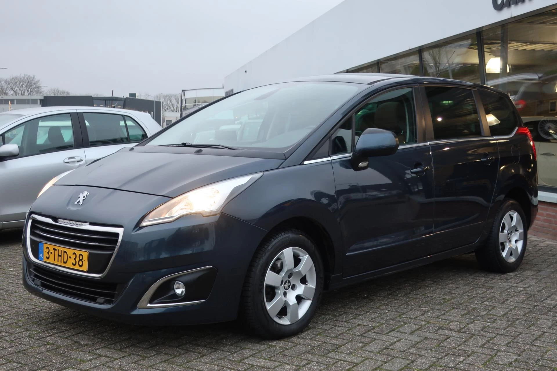 Hoofdafbeelding Peugeot 5008