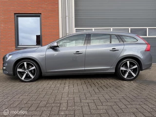 Volvo V60 1.5 T3 Aut. R-Design - Volvo dealer onderh.