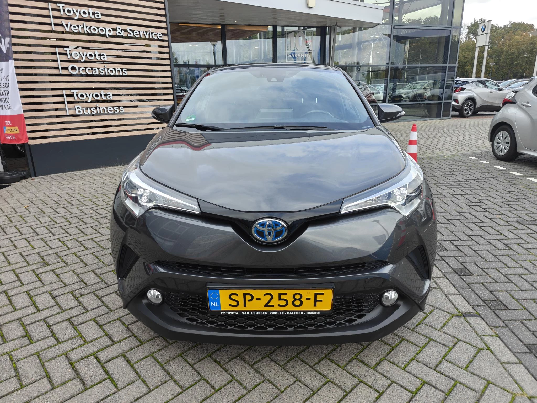 Hoofdafbeelding Toyota C-HR