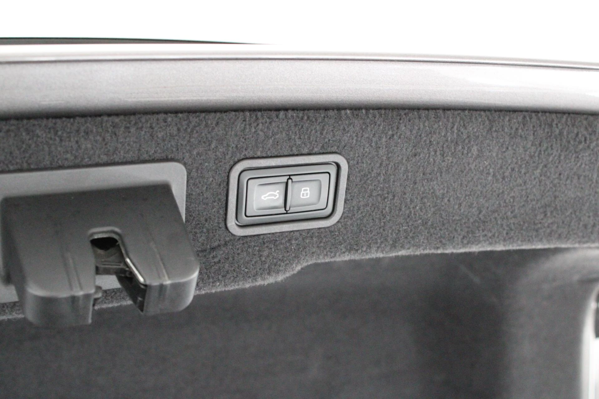 Hoofdafbeelding Audi A8