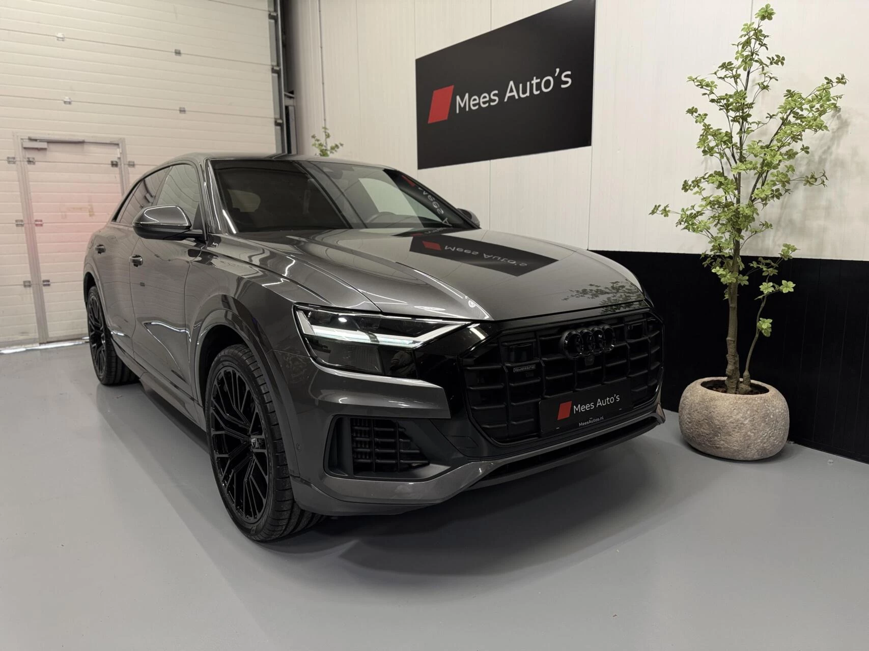 Hoofdafbeelding Audi Q8