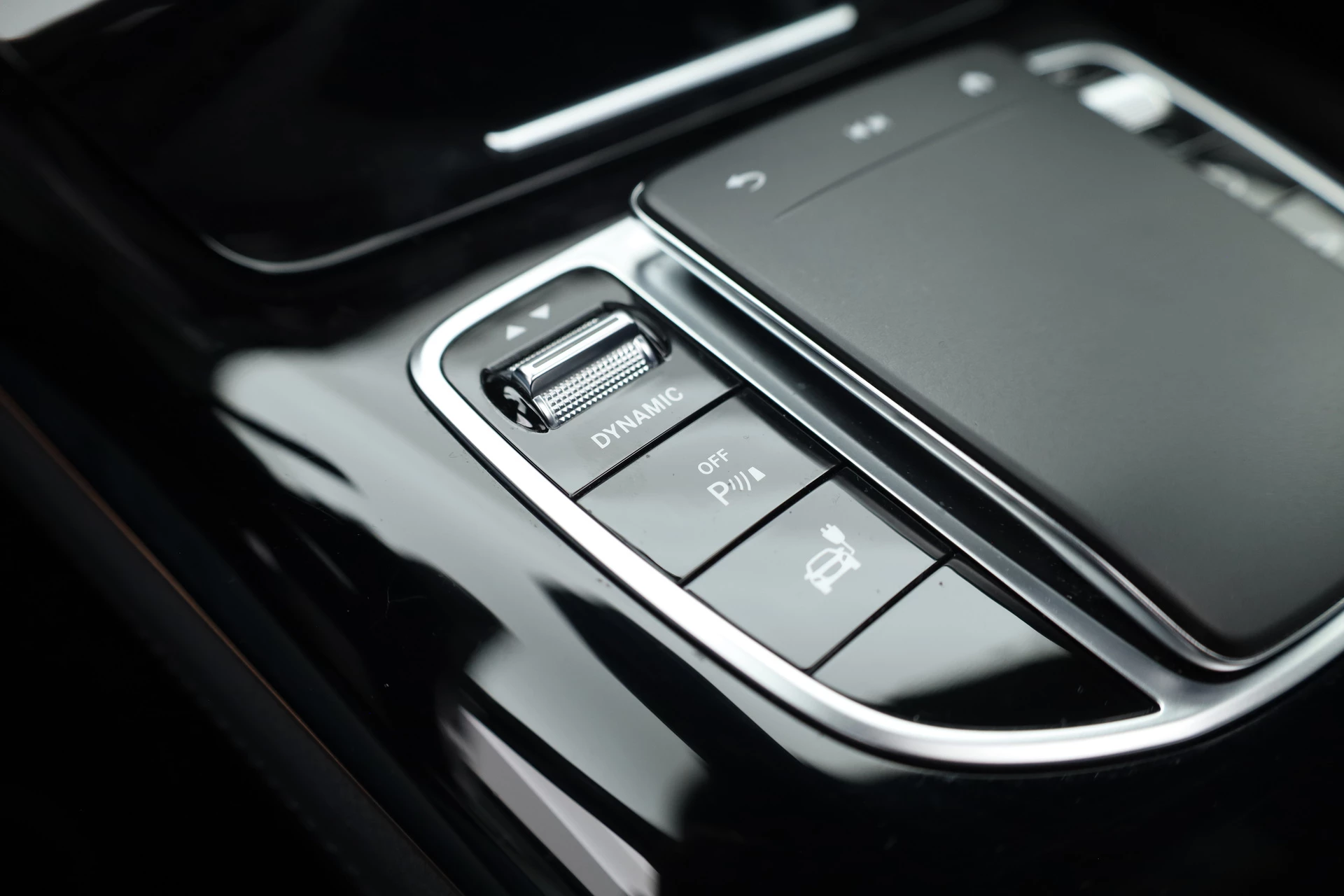 Hoofdafbeelding Mercedes-Benz EQC