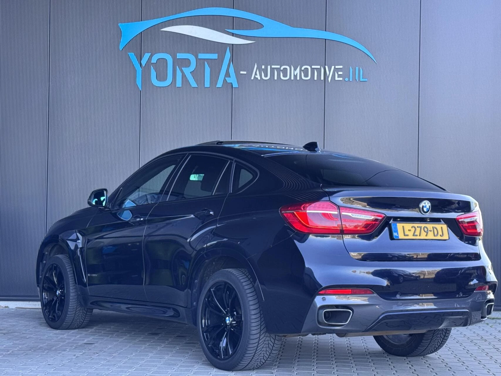 Hoofdafbeelding BMW X6