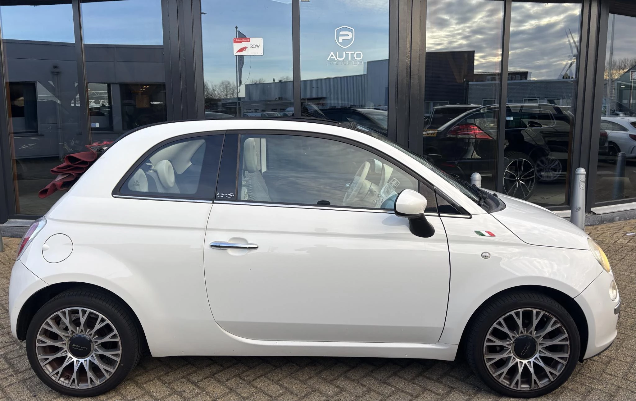 Hoofdafbeelding Fiat 500C