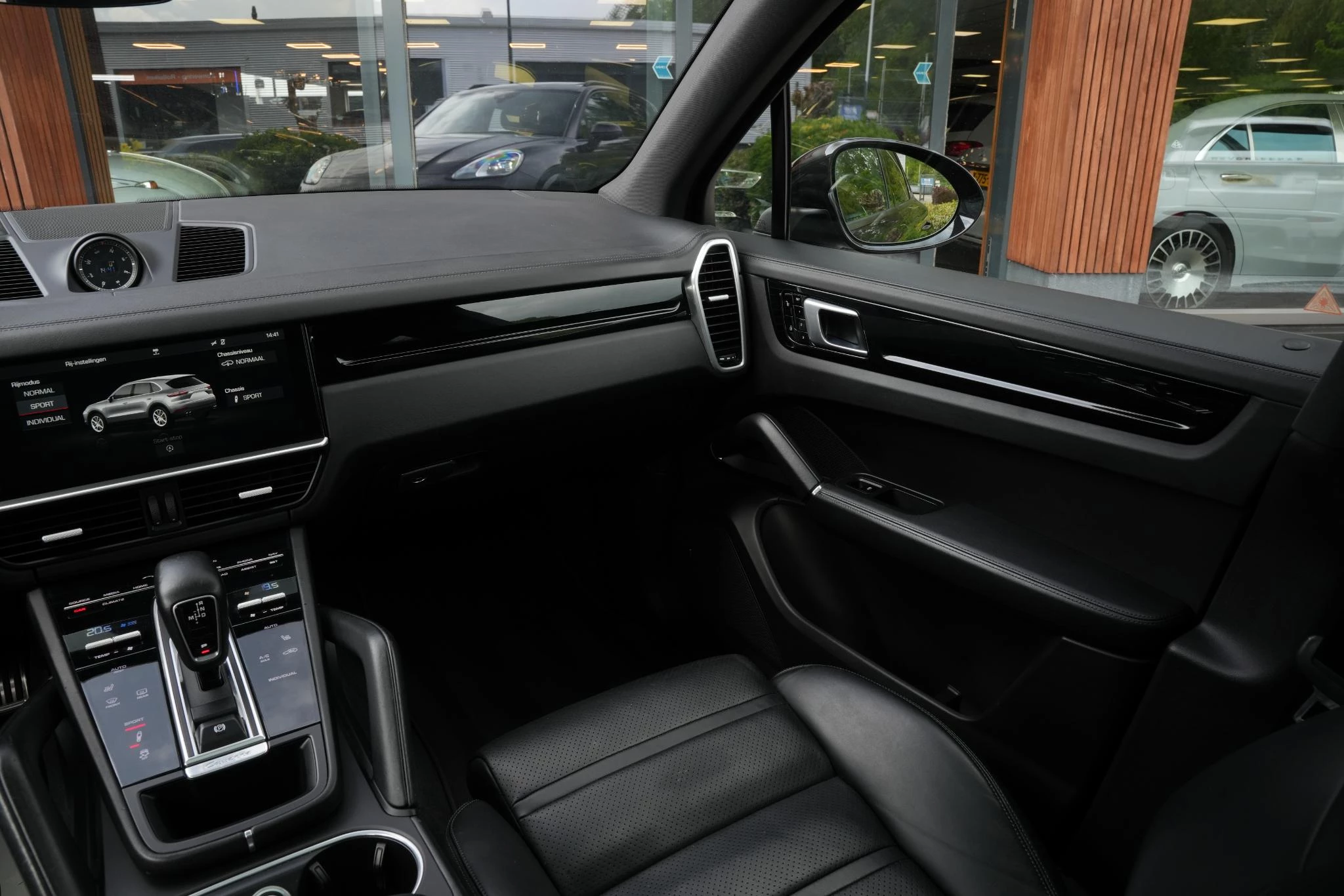 Hoofdafbeelding Porsche Cayenne