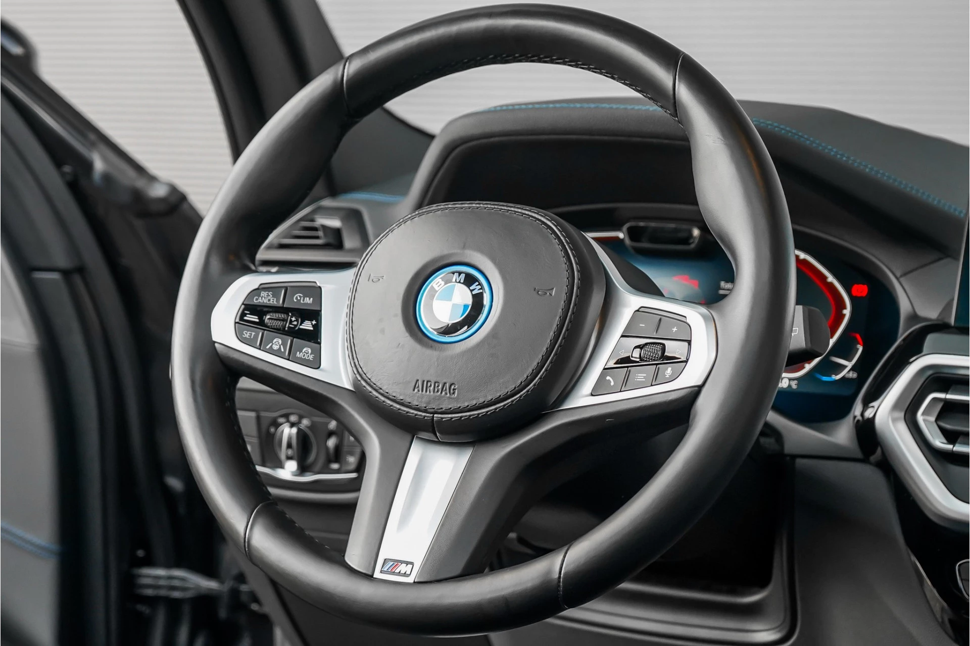 Hoofdafbeelding BMW iX3