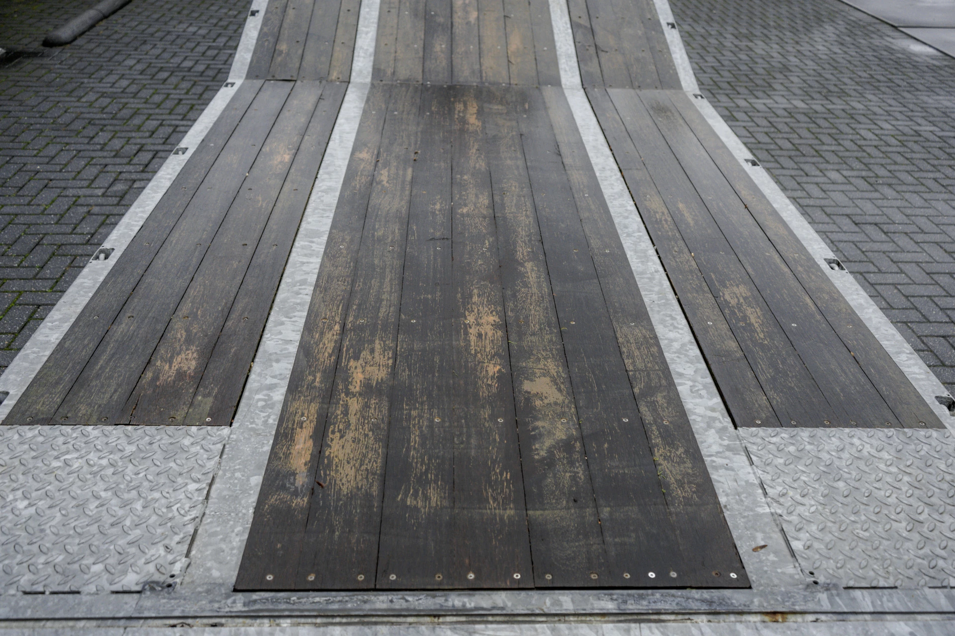 Hoofdafbeelding Veldhuizen P45-1 | Be Oplegger 5T | Semi knik dieplader | LV: 3230KG