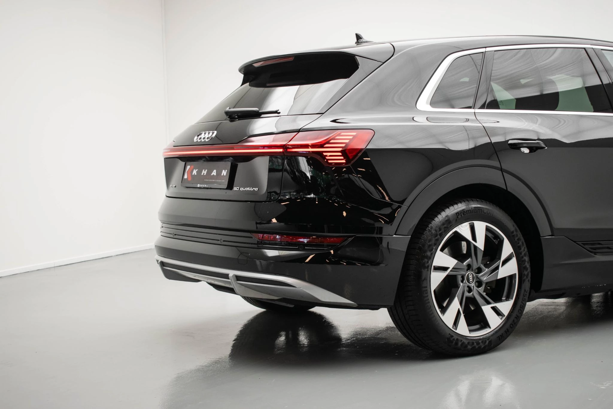 Hoofdafbeelding Audi e-tron