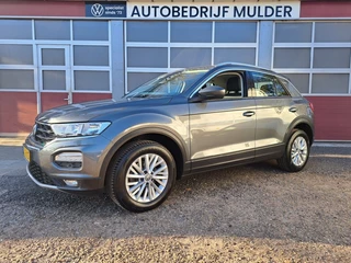 Hoofdafbeelding Volkswagen T-Roc Volkswagen T-Roc 1.5 TSI 150 Pk ACT Style Business 6-bak (4 cil.)