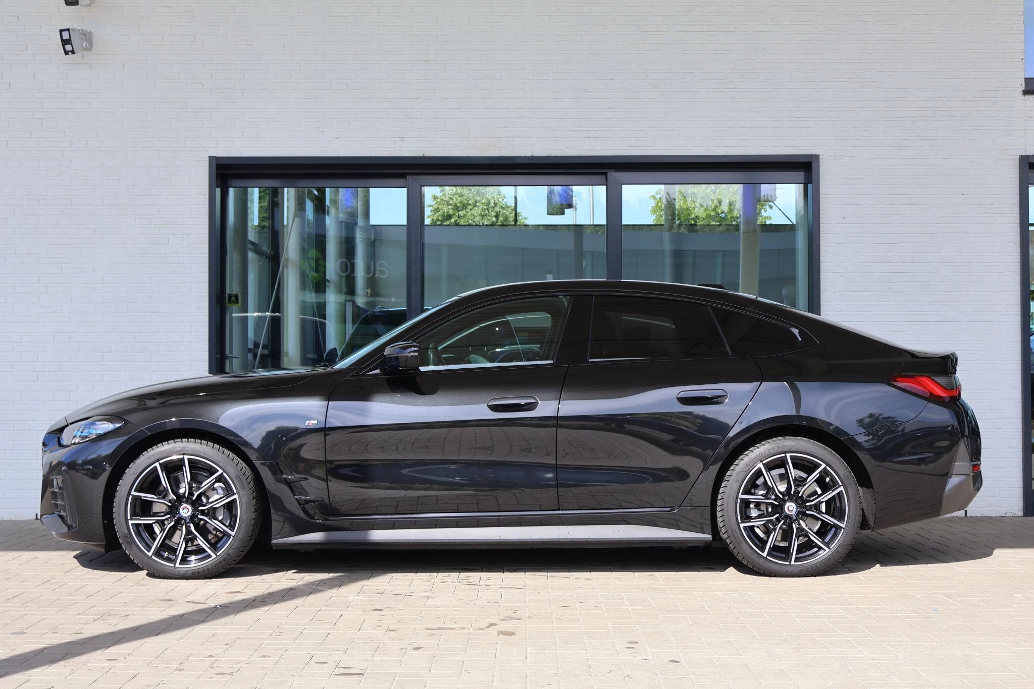 Hoofdafbeelding BMW i4