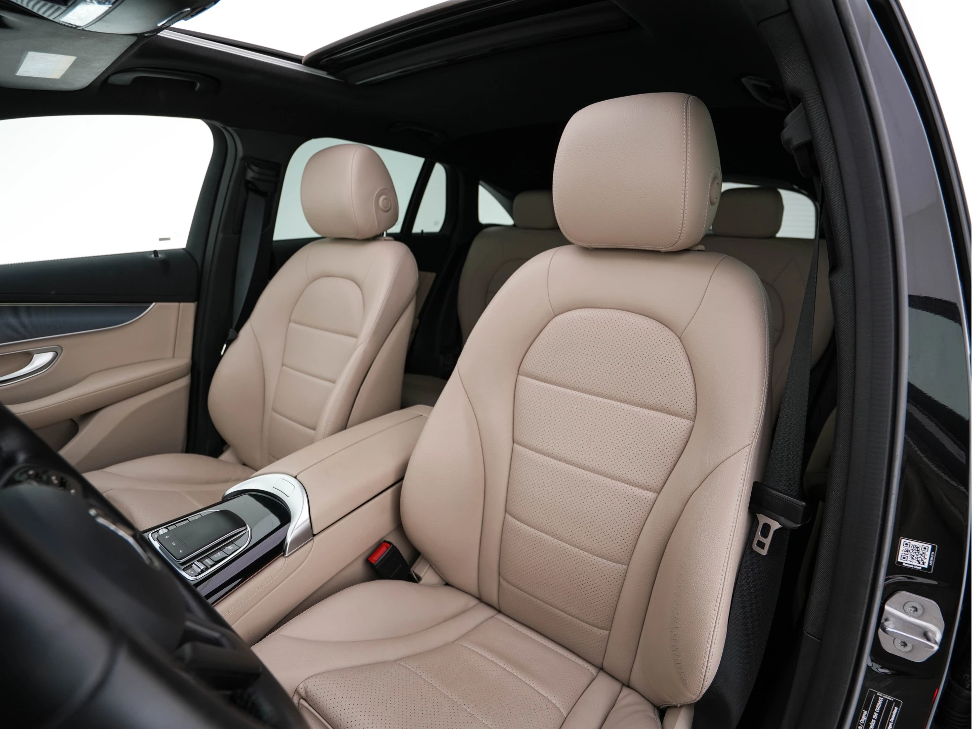 Hoofdafbeelding Mercedes-Benz EQC