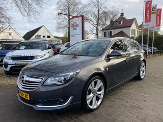 Opel Insignia SPORTS TOURER 1.6 TURBO 170PK OPC-LINE / 20'' LMV / CAMERA / NAVI / TREKHAAK