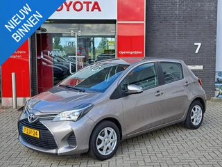 Toyota Yaris 1.3 VVT-i Aspiration 100% DEALERONDERHOUDEN NL-AUTO NAVI PARKEERCAMERA
