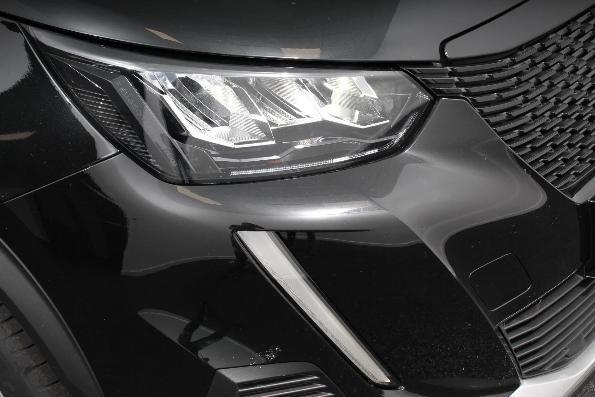 Hoofdafbeelding Peugeot e-2008