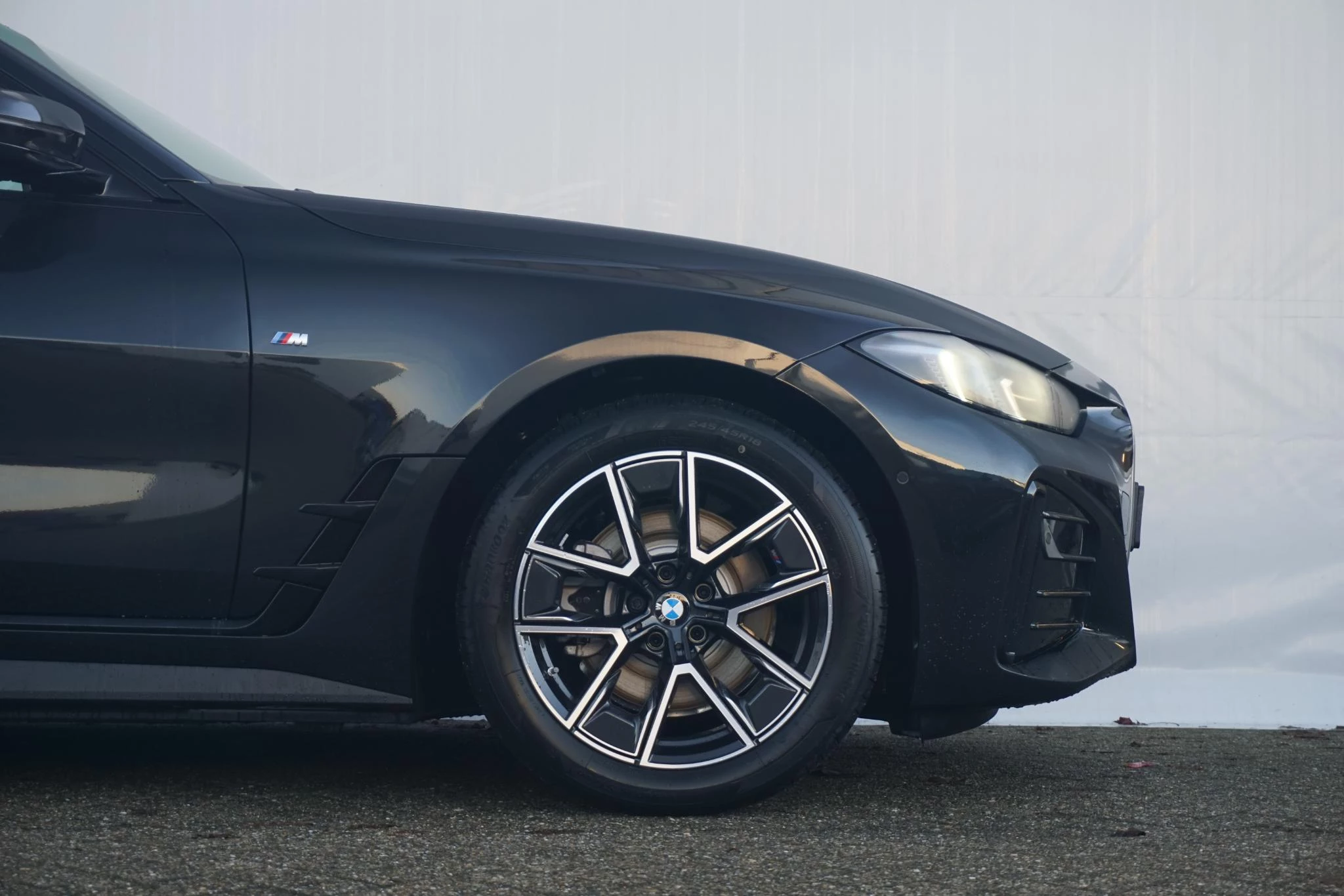 Hoofdafbeelding BMW i4