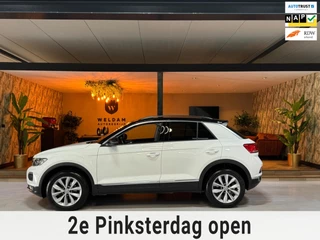 Volkswagen T-Roc 1.5 TSI Style Garantie Trekhaak CarPlay PDC Adoptieve Cruise Lane ASS LED Clima Navi Rijklaar