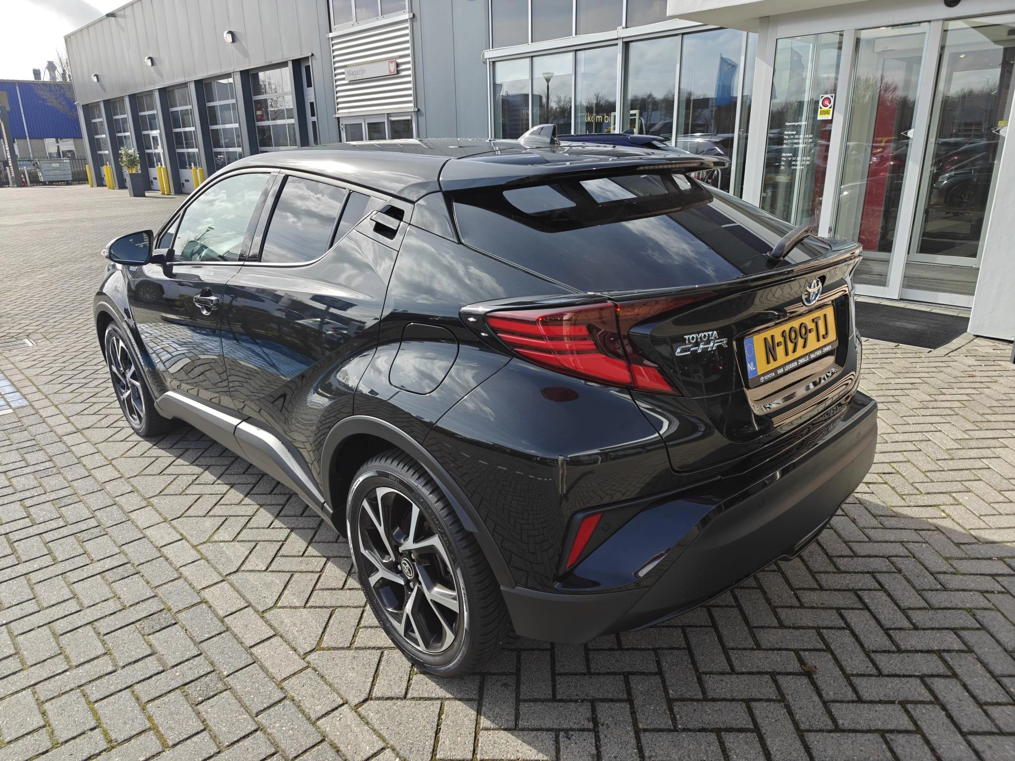 Hoofdafbeelding Toyota C-HR