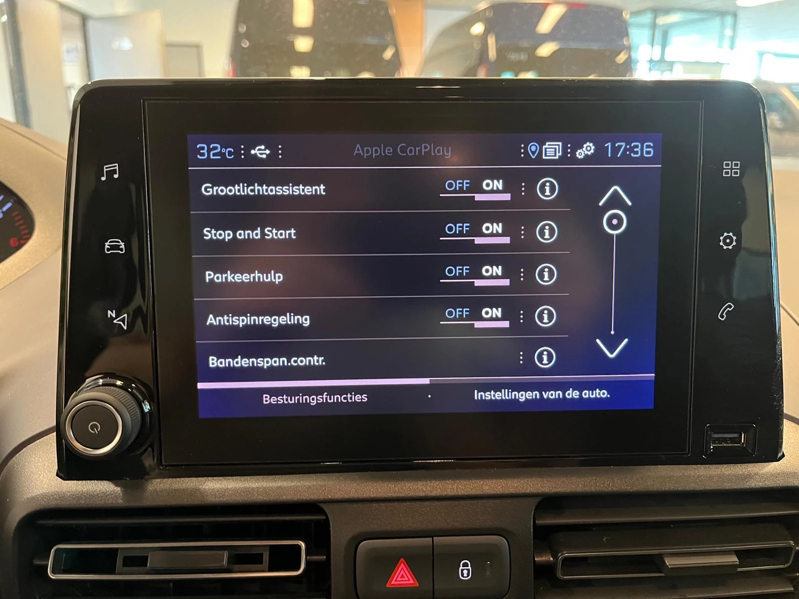 Hoofdafbeelding Peugeot Rifter