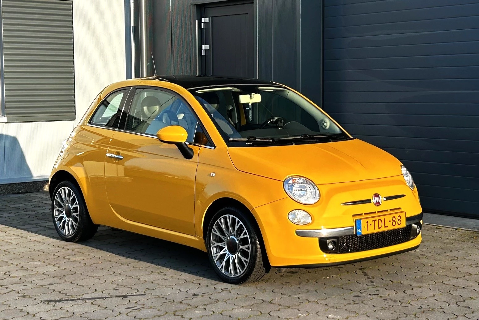 Hoofdafbeelding Fiat 500