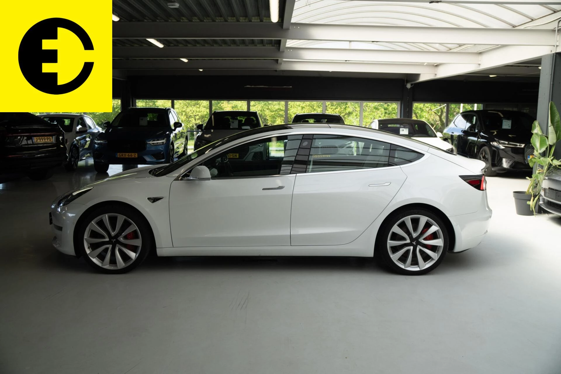 Hoofdafbeelding Tesla Model 3