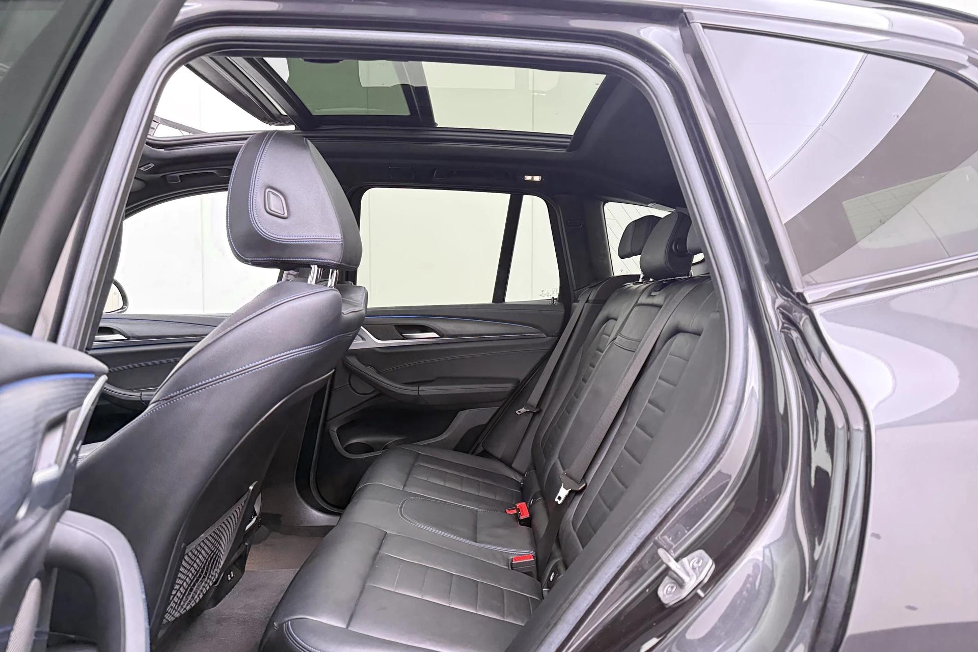 Hoofdafbeelding BMW iX3