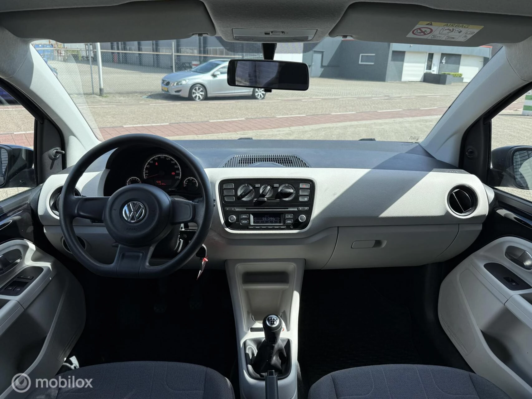Hoofdafbeelding Volkswagen up!
