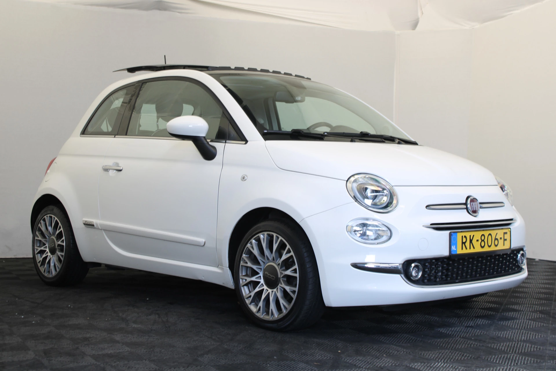 Hoofdafbeelding Fiat 500