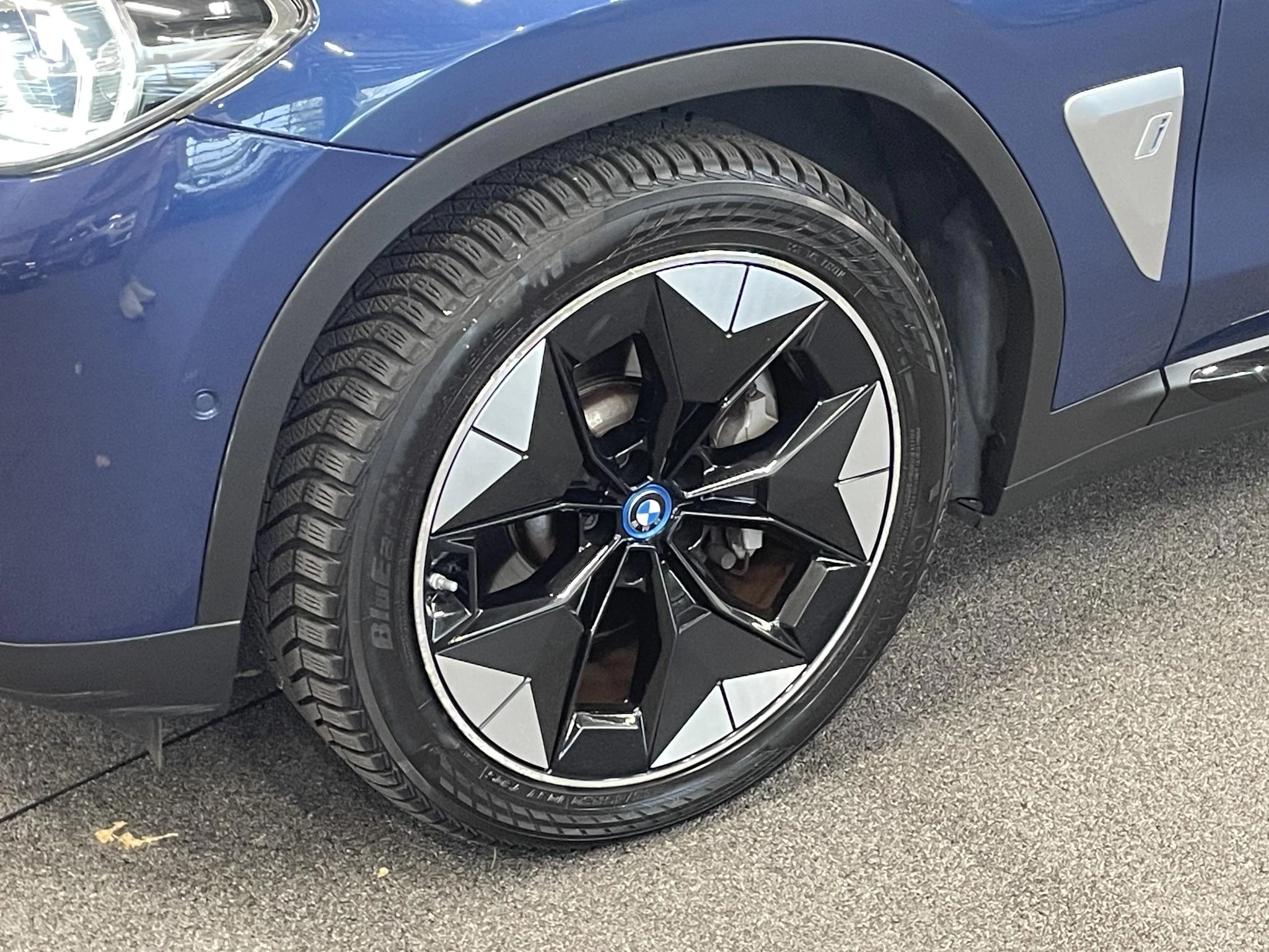 Hoofdafbeelding BMW iX3