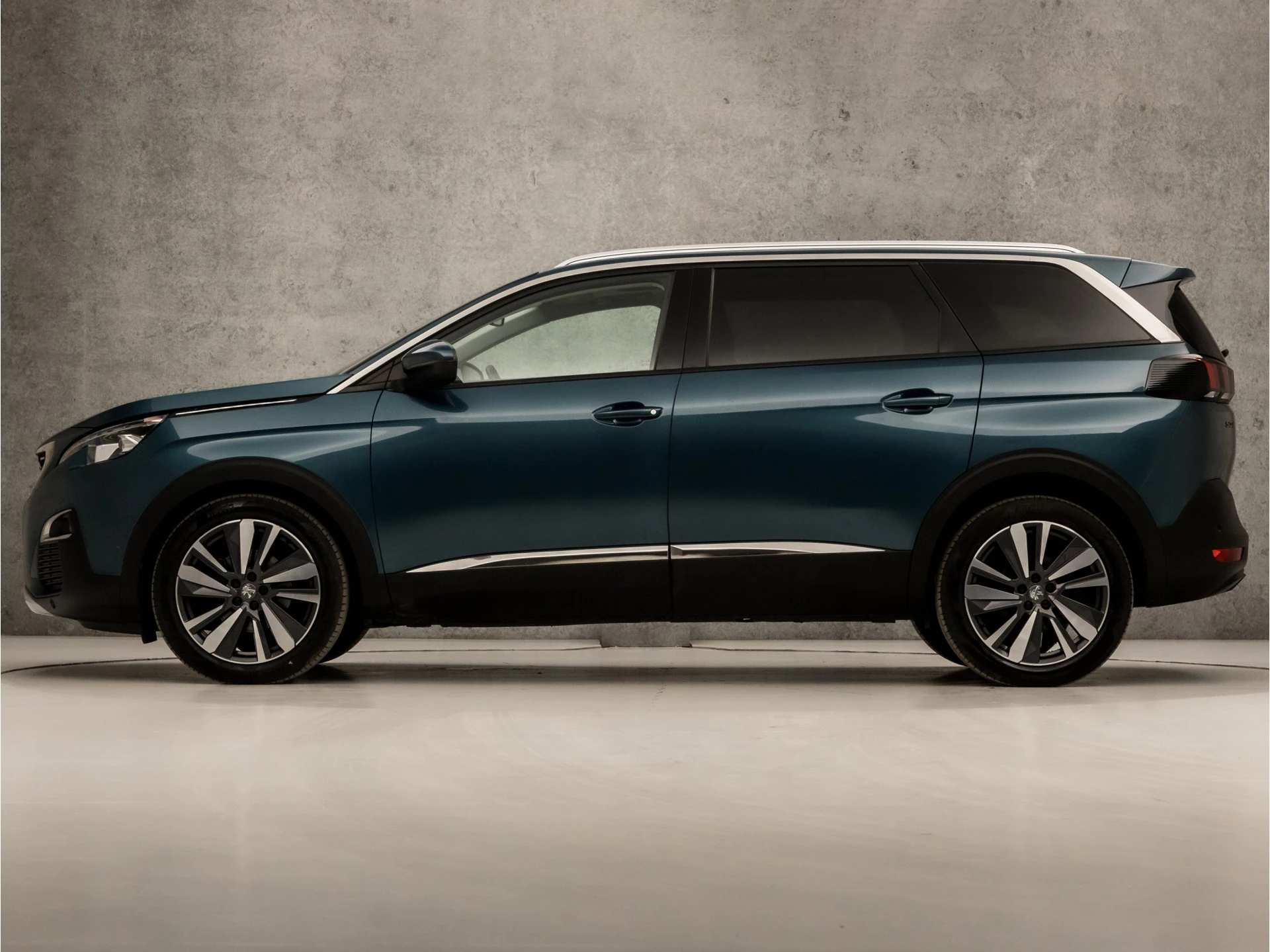 Hoofdafbeelding Peugeot 5008