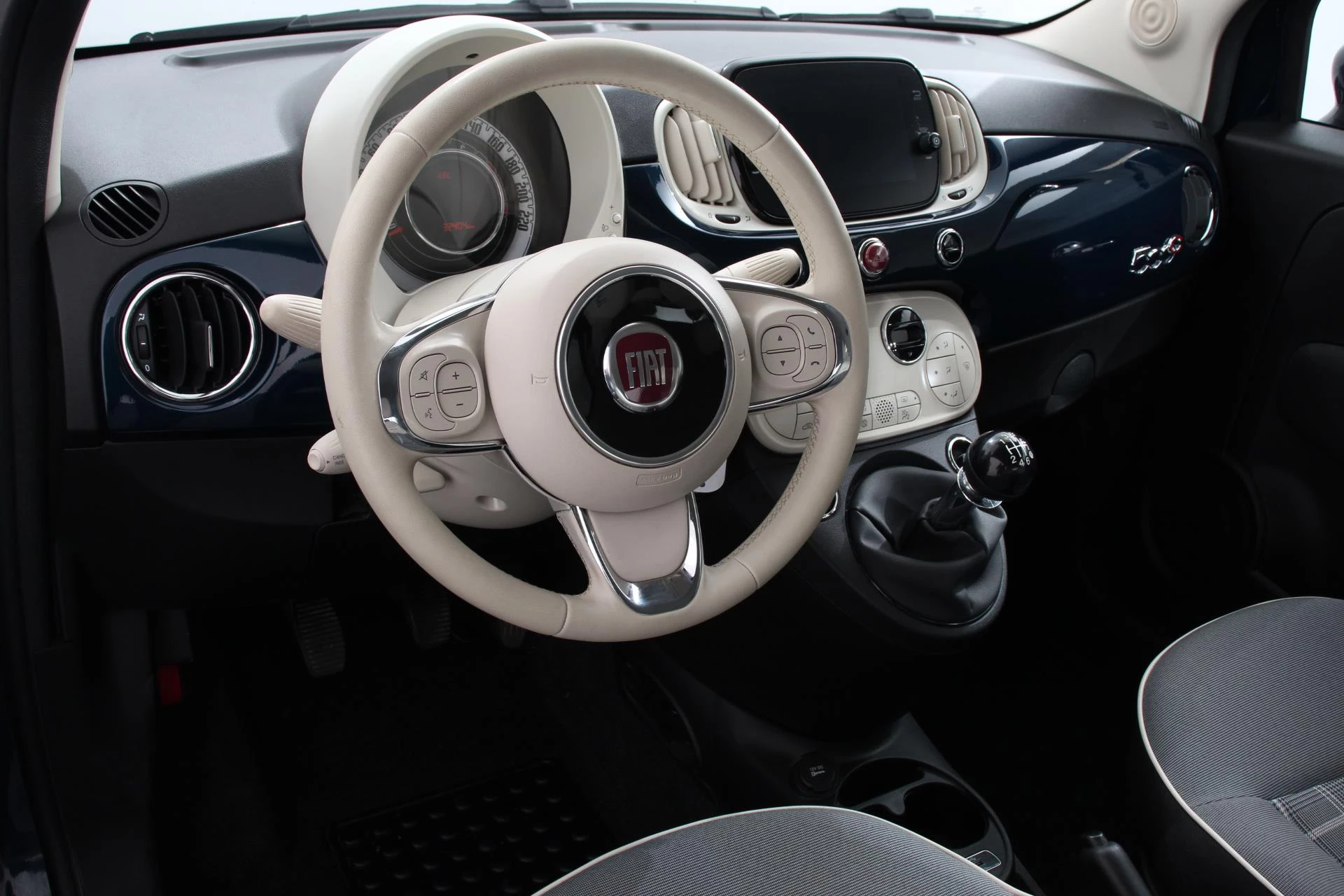 Hoofdafbeelding Fiat 500C