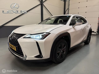 Lexus UX 250h AWD Executive Line Dealer-Auto