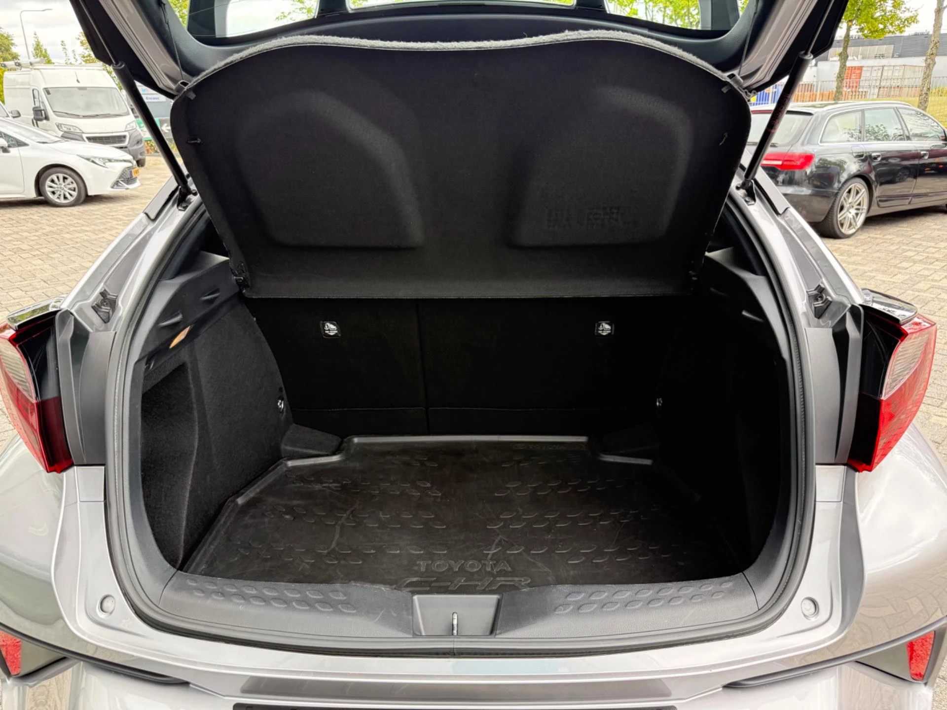 Hoofdafbeelding Toyota C-HR