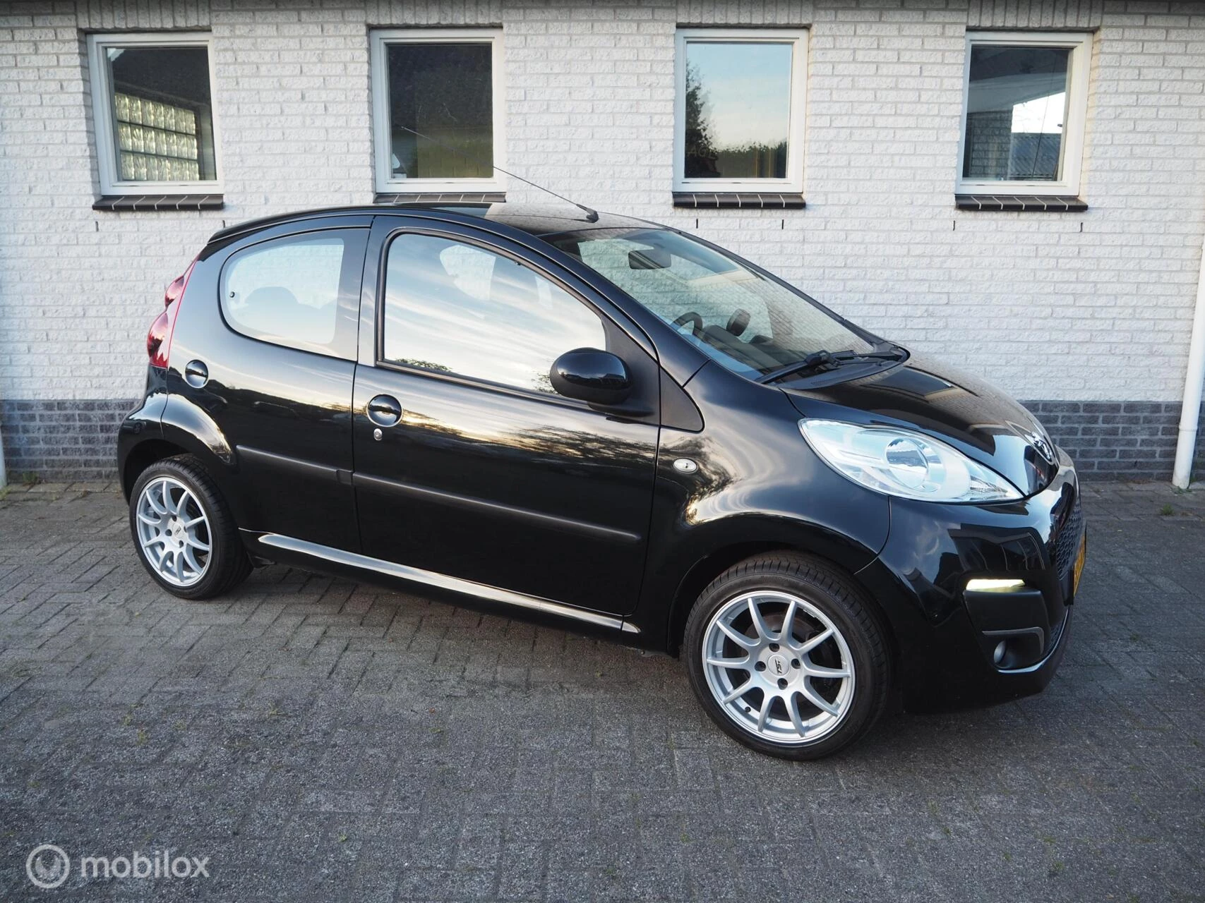Hoofdafbeelding Peugeot 107