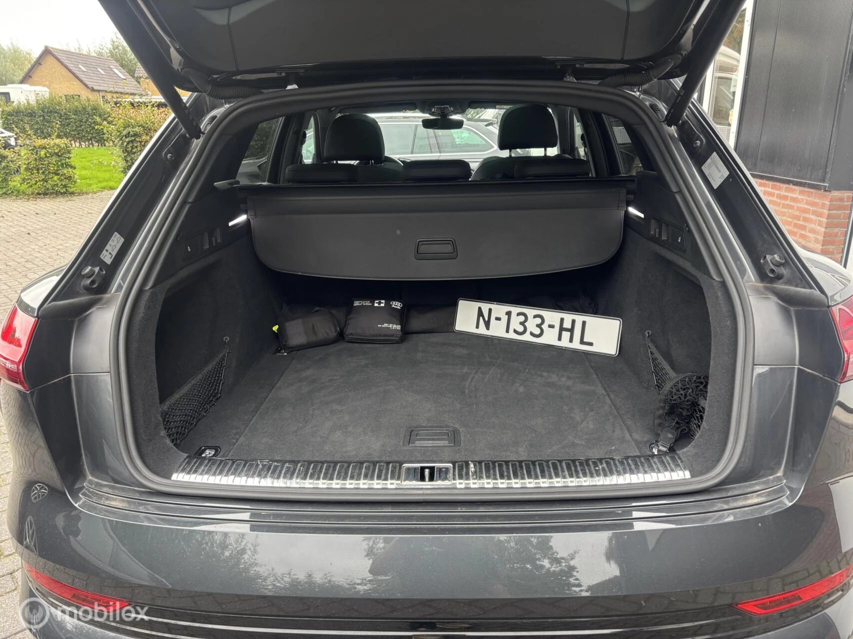 Hoofdafbeelding Audi e-tron