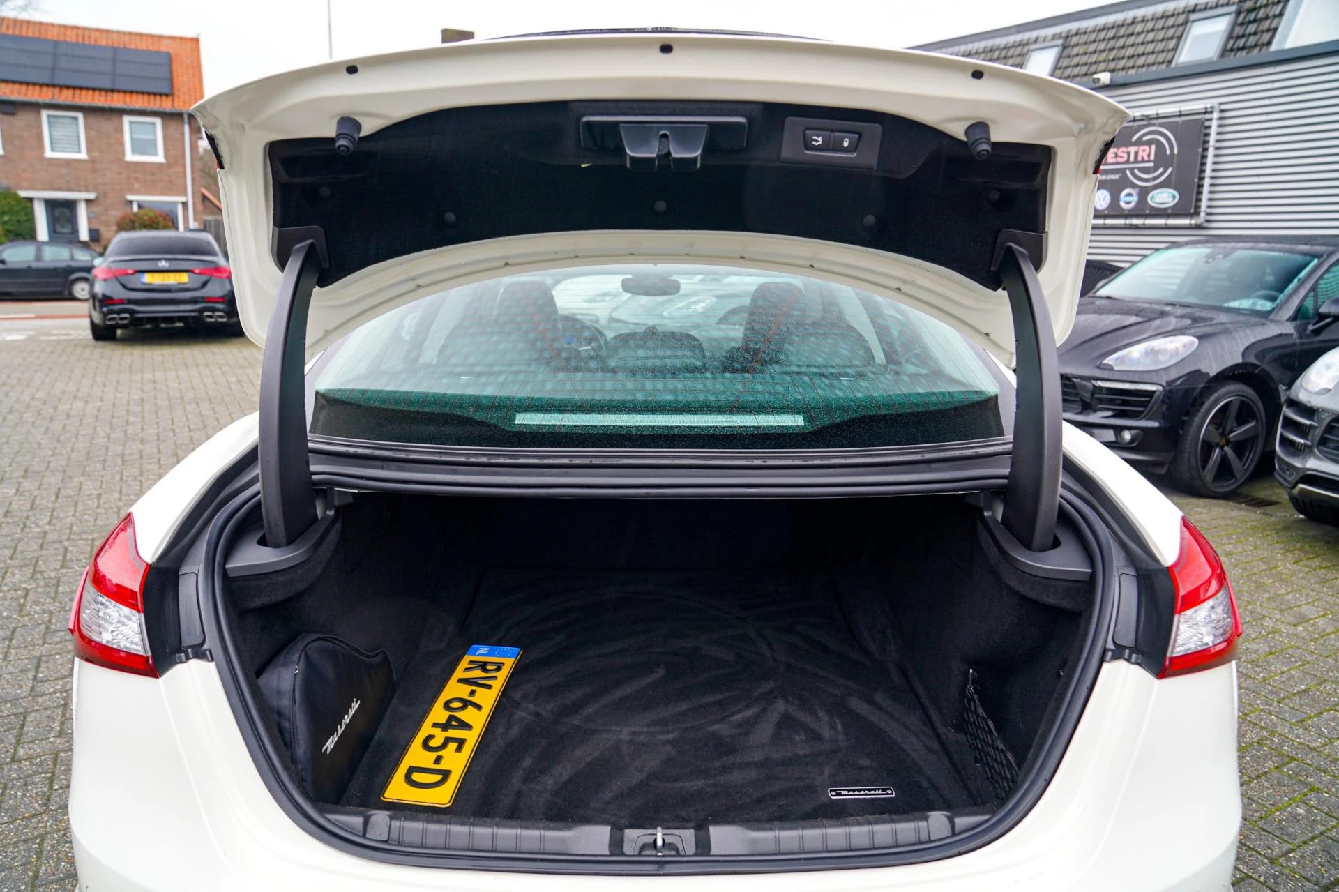 Hoofdafbeelding Maserati Ghibli