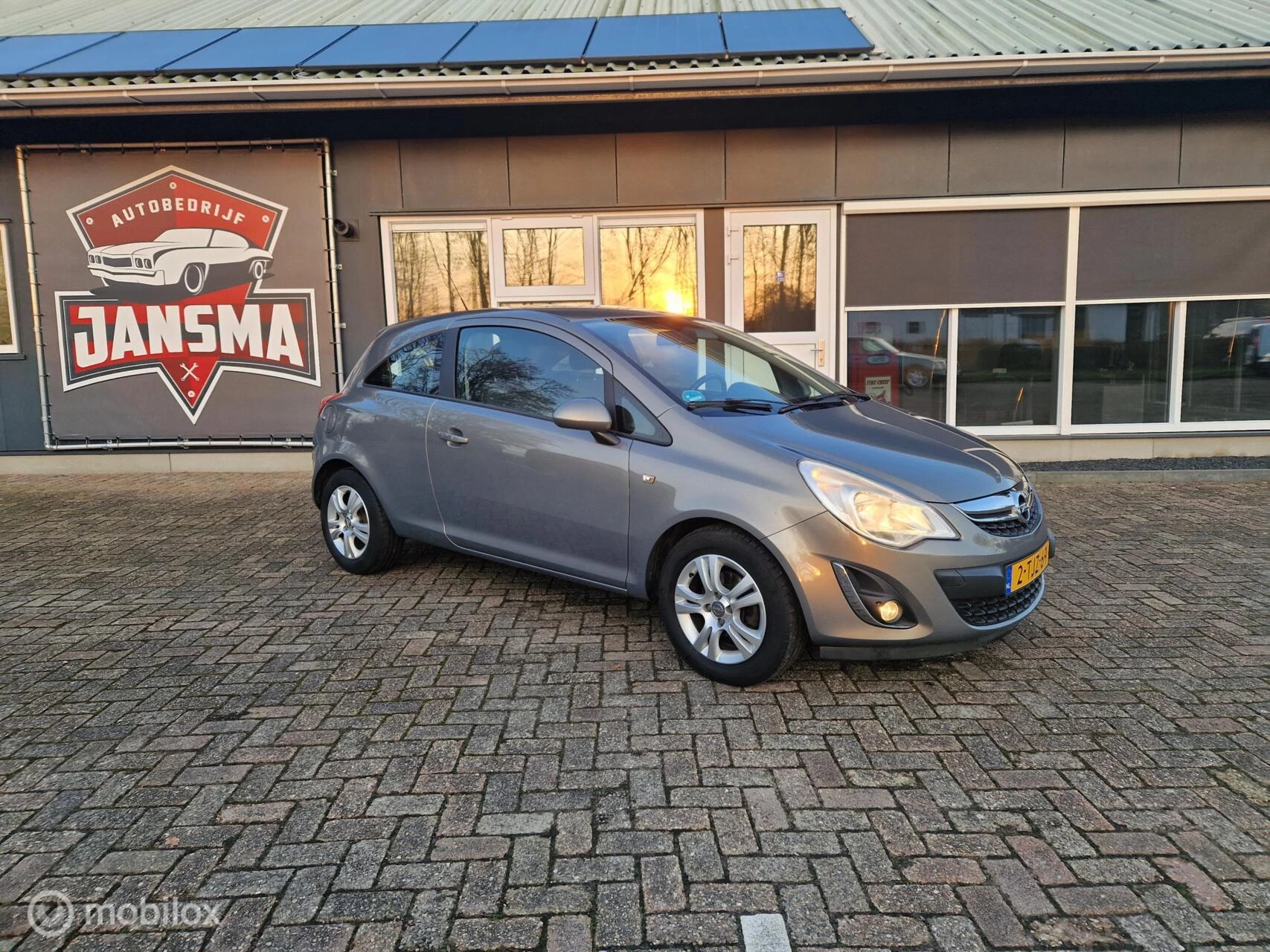 Hoofdafbeelding Opel Corsa