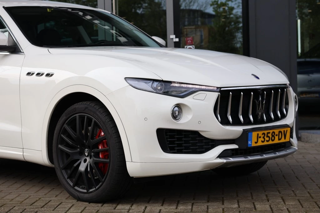 Hoofdafbeelding Maserati Levante