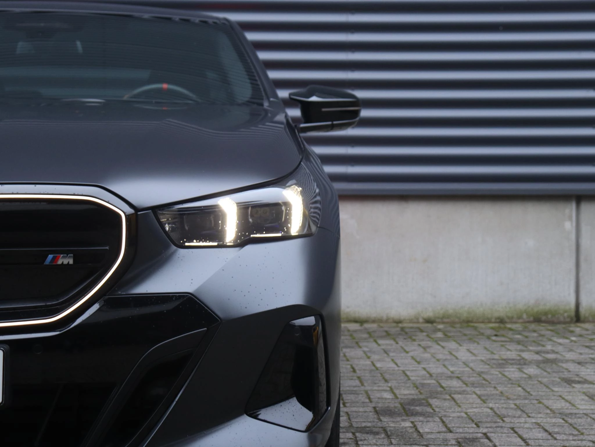 Hoofdafbeelding BMW i5