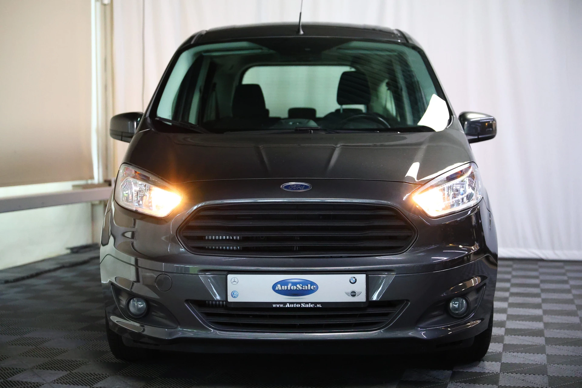 Hoofdafbeelding Ford Tourneo Courier